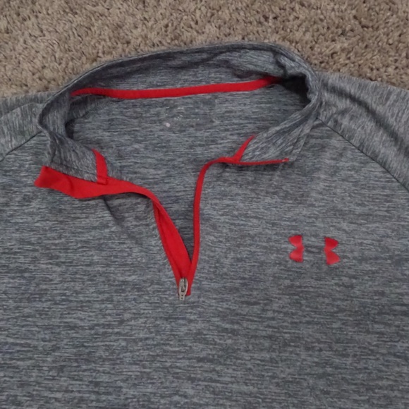 Under Armour long sleeve pull over - Picture 2 of 3